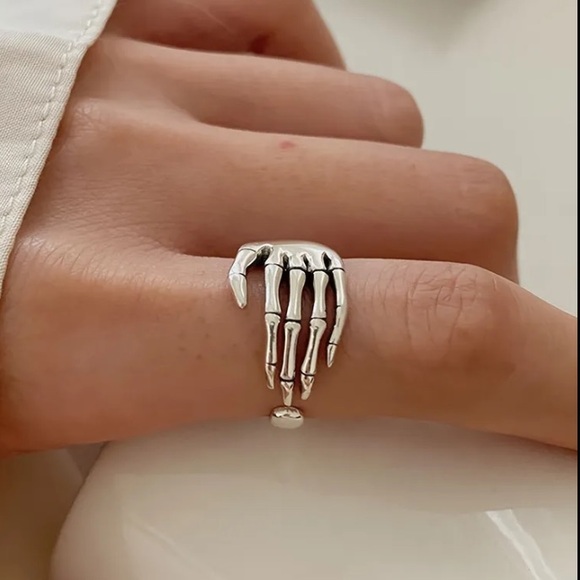 Silver Skeleton Hand Ring - Picture 3 of 3